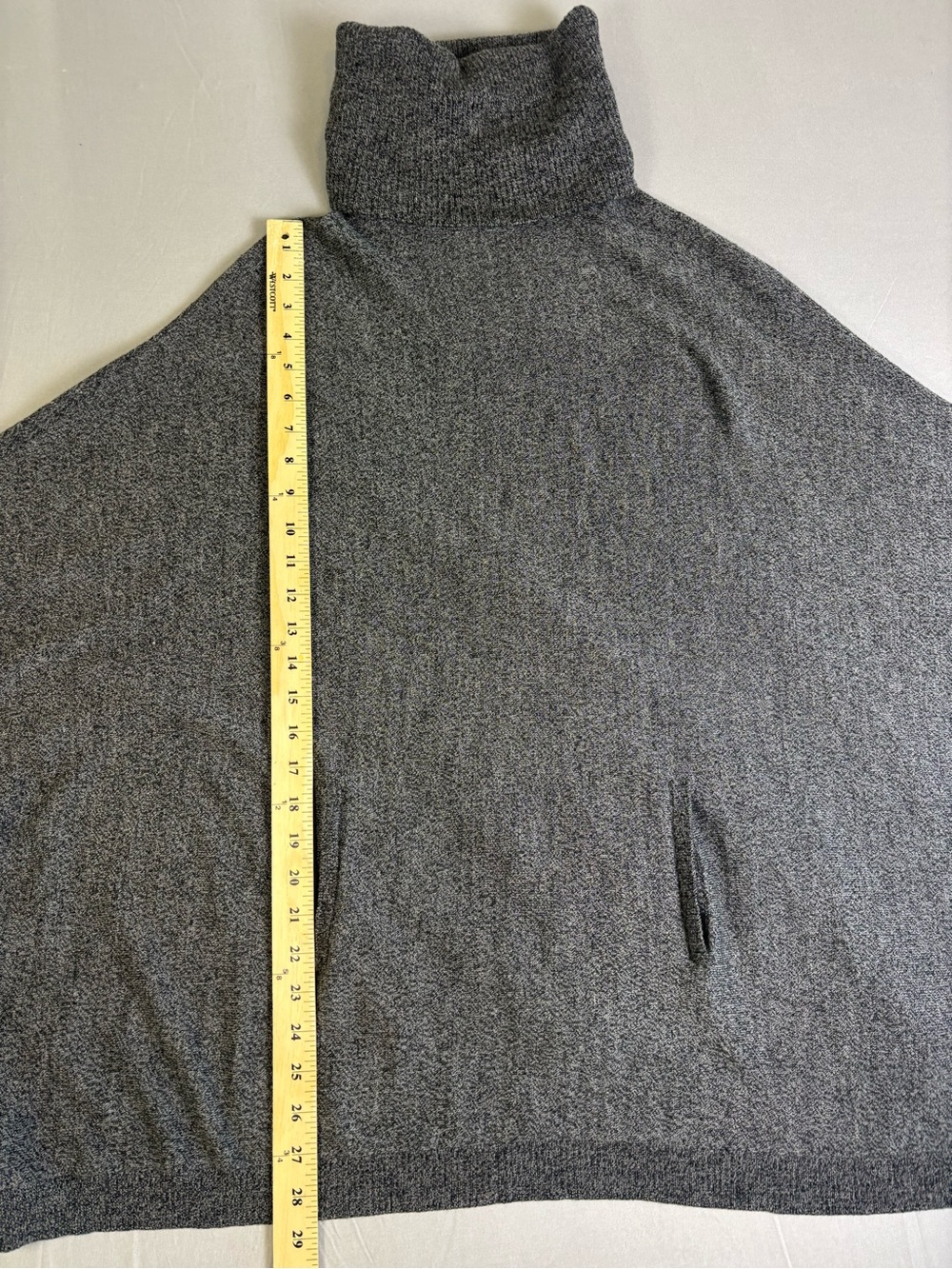 JOIE 100% Wool Turtleck Poncho Style Seeater Size Small in Gray - Picture 4 of 9